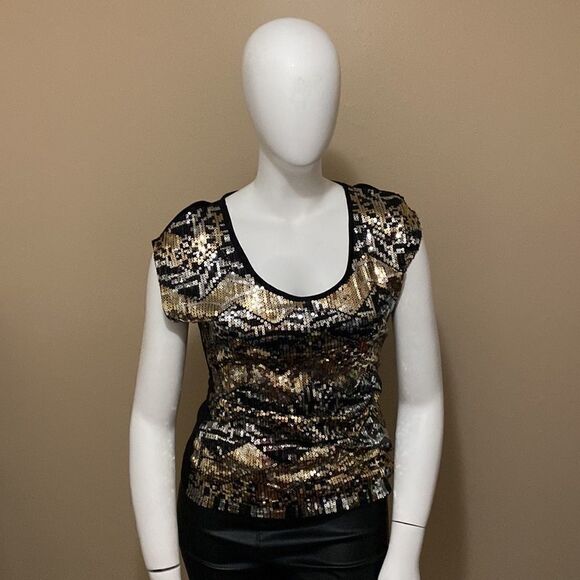 2B Bebe Black/Gold/Silver Sequin Top - Size M - Picture 3 of 11